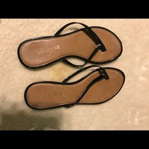 American Eagle Flip Flops
